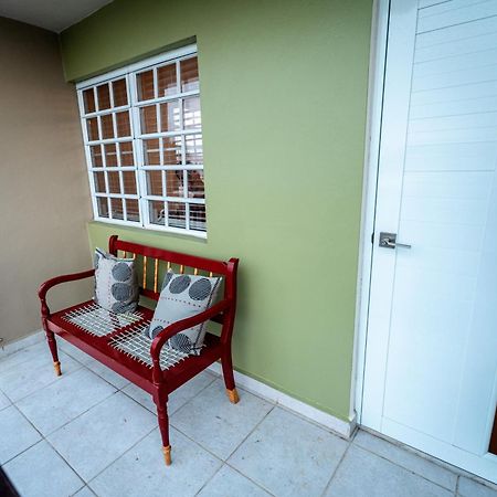 Luxury Retreat With Private Jacuzzi And Mountain Views Free Parking Ponce Exterior foto