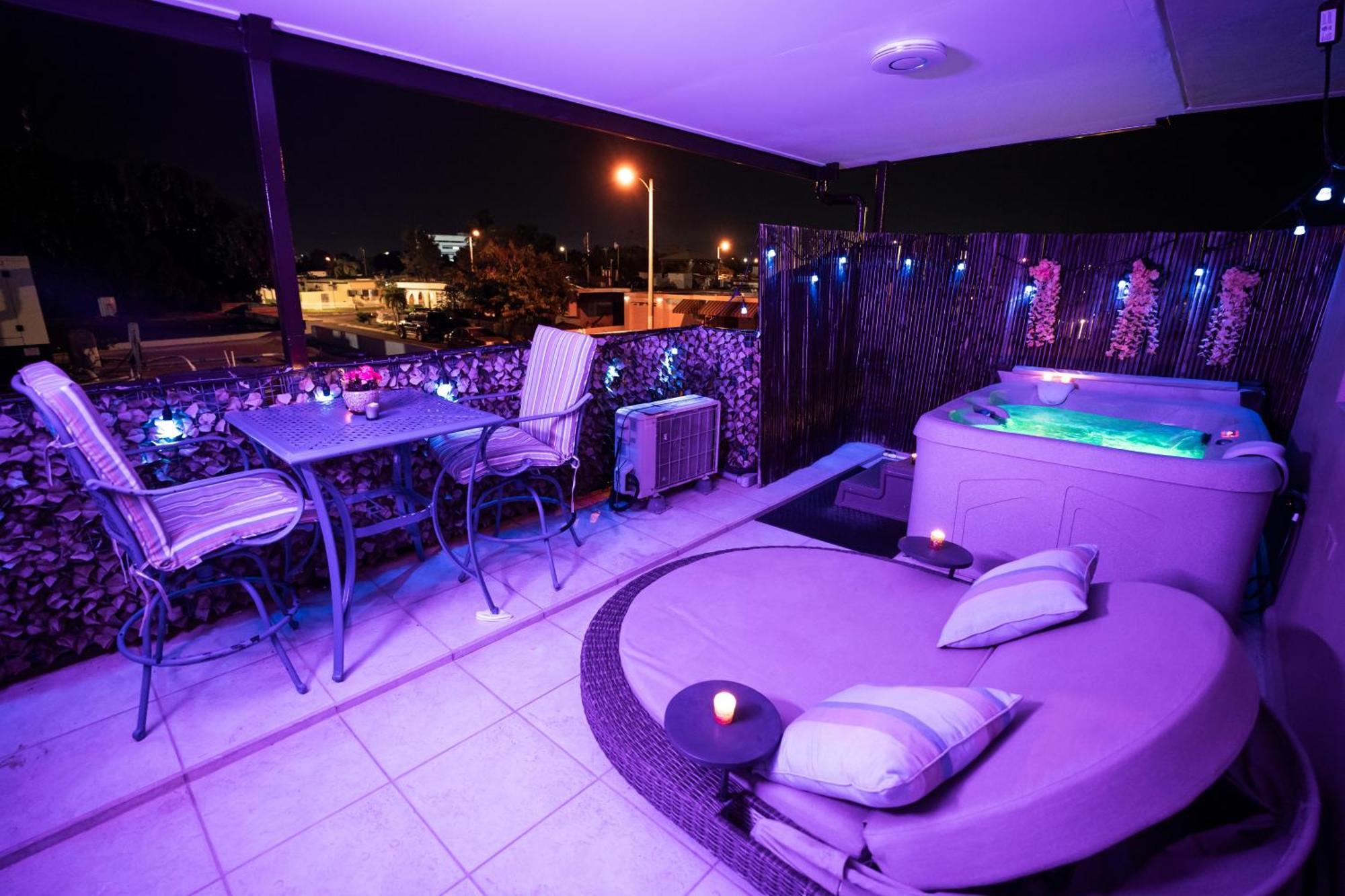 Luxury Retreat With Private Jacuzzi And Mountain Views Free Parking Ponce Exterior foto